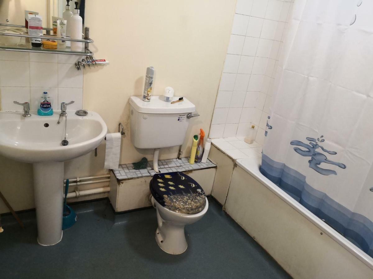 Olympus Apartment Лондон Екстериор снимка