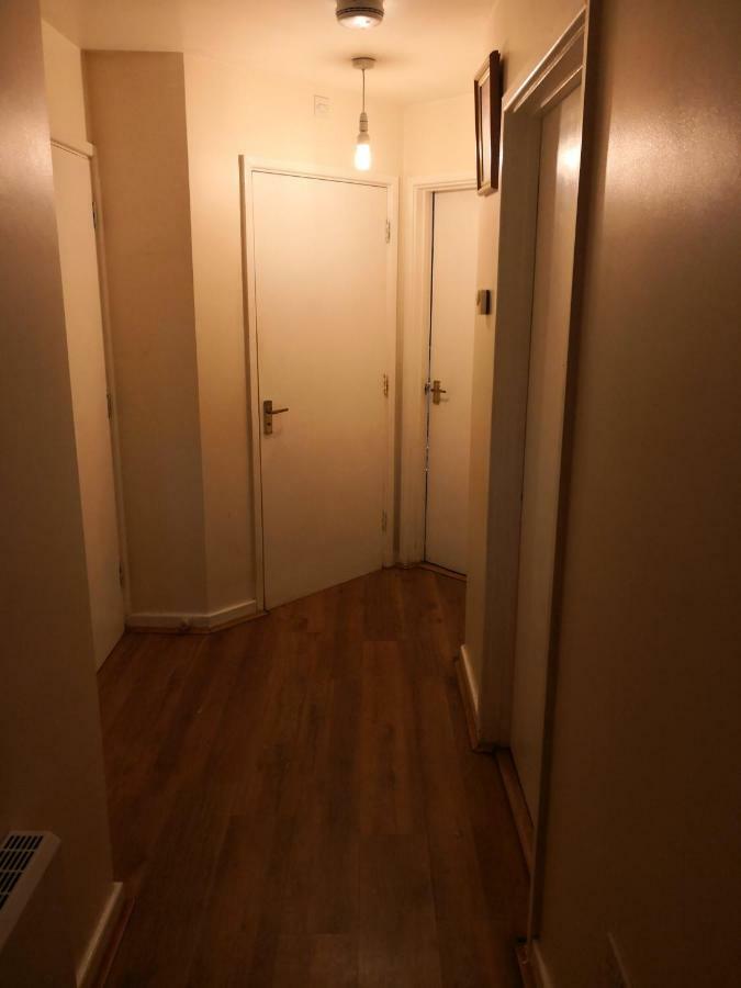 Olympus Apartment Лондон Екстериор снимка